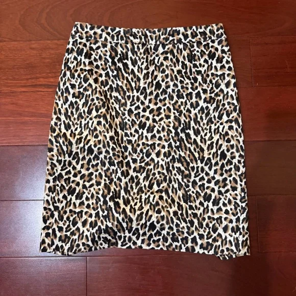 J. Crew The Pencil Skirt Leopard Print Size 0 - Picture 7 of 8